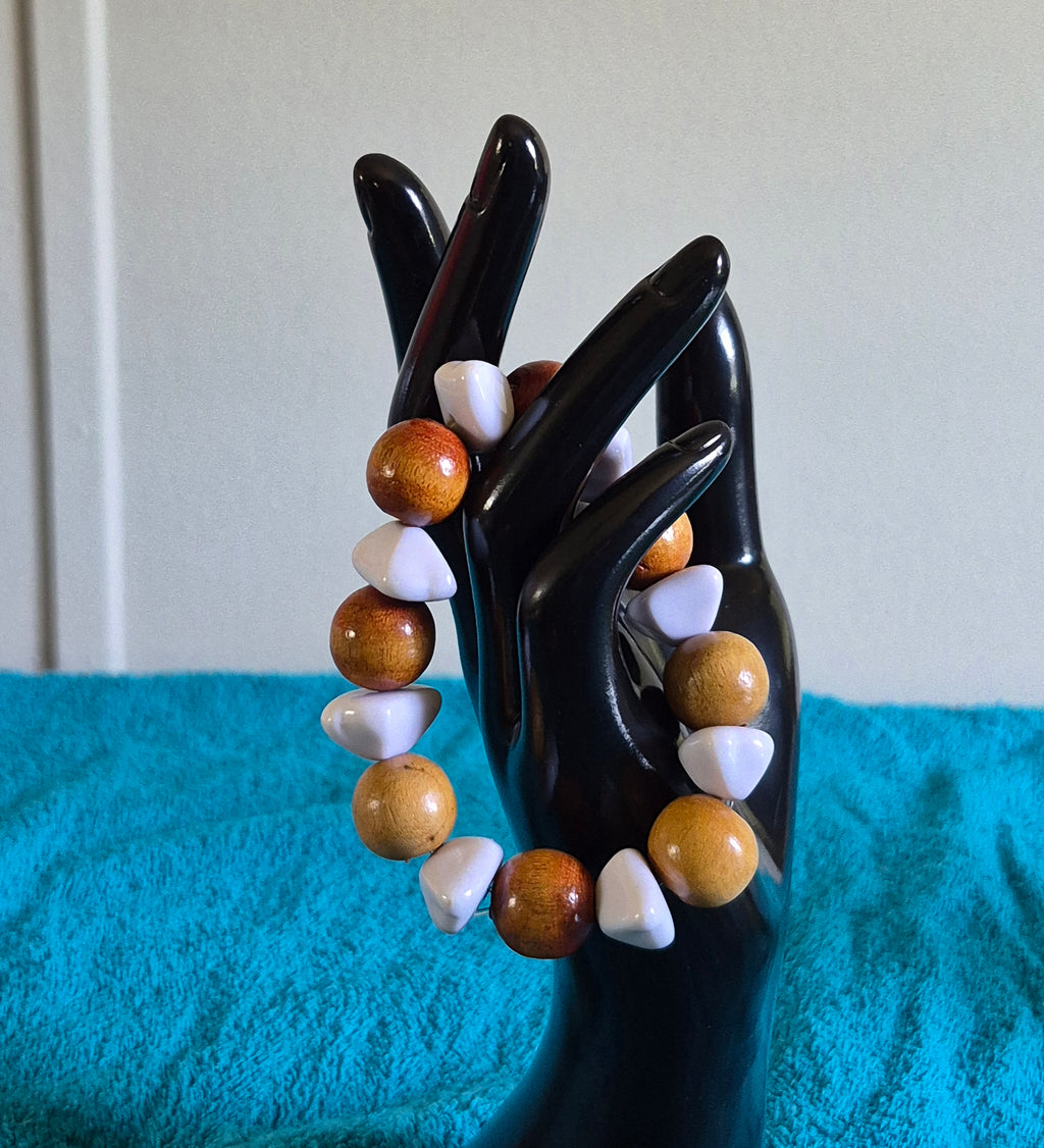 White and Wood bead bracelet